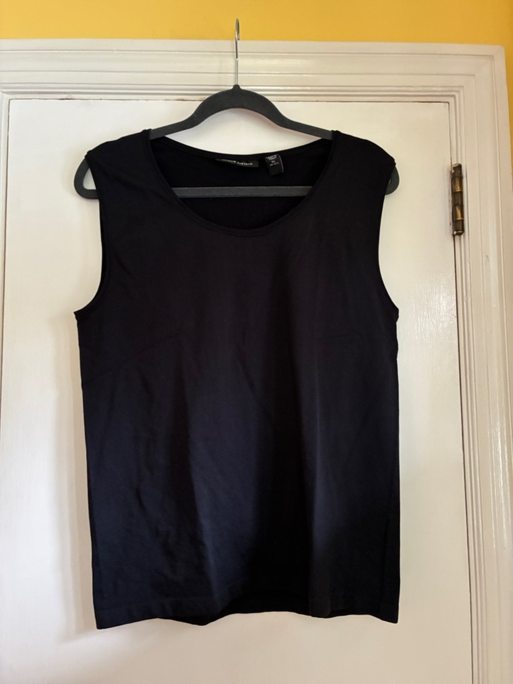 Valerie Stevens black shell